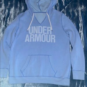 Women’s blue under armour sweatshirt